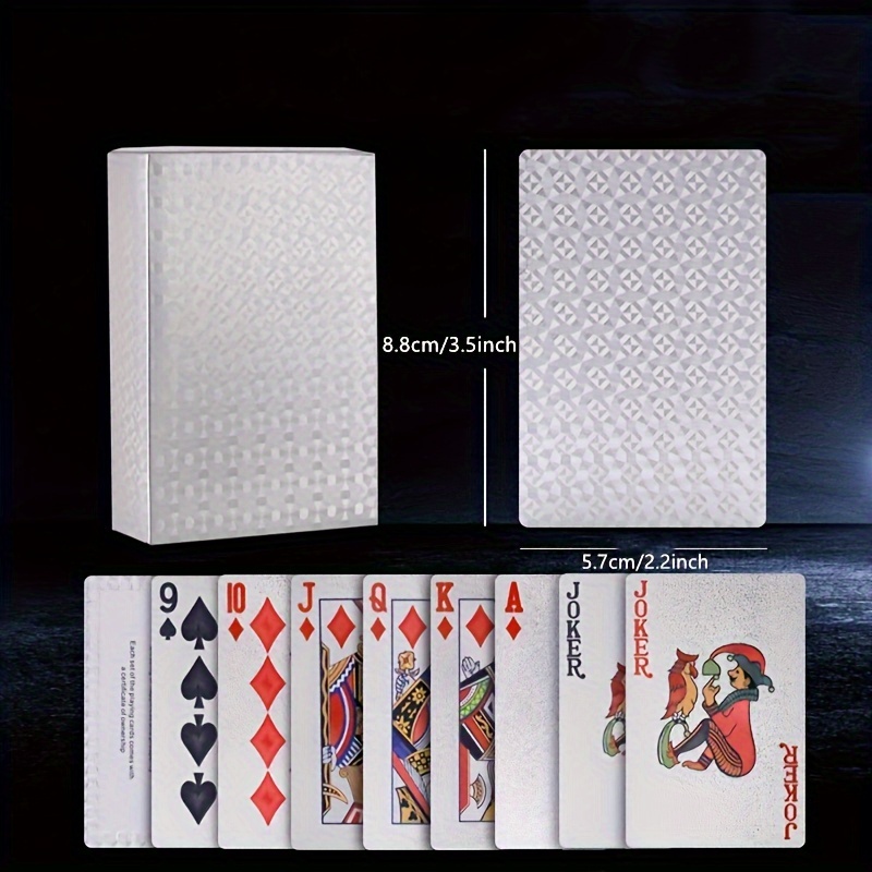 Cartas de jogo de pôquer em fo - Board Game Illustration avaliação e preço
